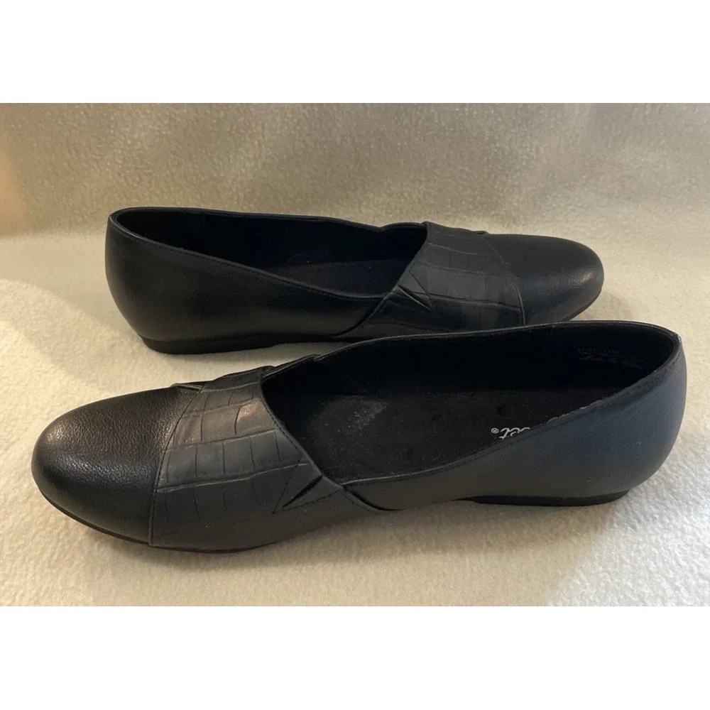 Easy Street Crisscross Slip On Black Ballet Flats Dress Comfort Shoes Womens 11M